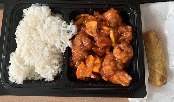 Orange chicken lunch w/ egg roll.