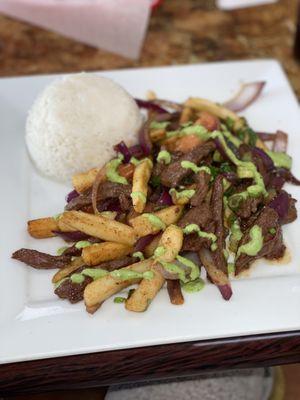 Lomo Saltado