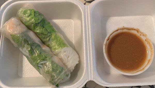 Imperial rolls (summer rolls) with a great peanut sauce