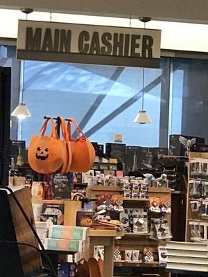 Cashier