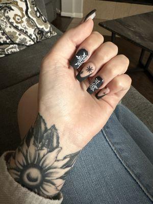 The customer service was 10/10 and look at these nails!