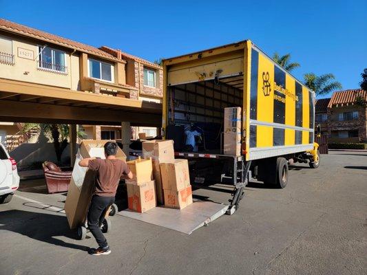 Local movers in San Diego CA