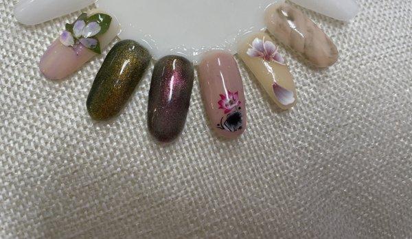 Dries flowers, cat eyes marble and stickers design