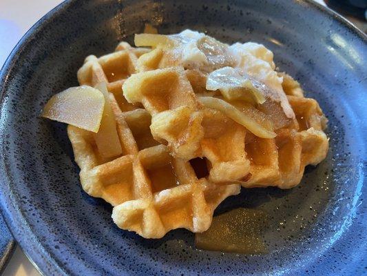 Belgian waffle w/ apple maple compote