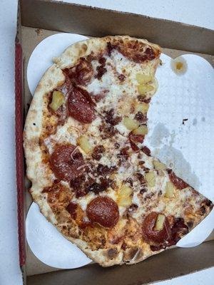 Pepperoni, pineapple and bacon thin crust