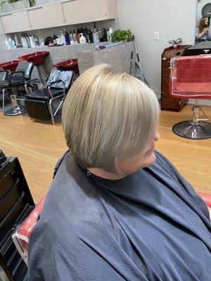 Cut and color  by victorg