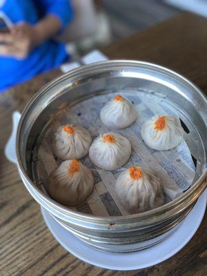 Steamed Crab Meat Pork Soup Dumpling (6)