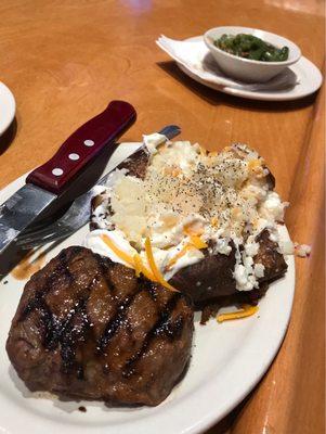 Sirloin with loaded baked potato and green beans