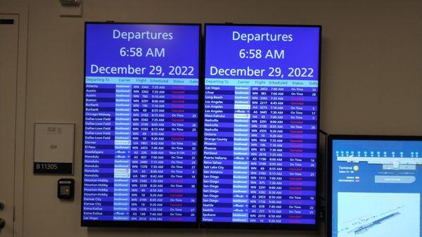 Freaky travel chaos during Christmas days 2022