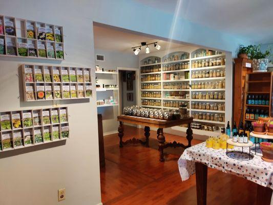 Green Oaks Apothecary