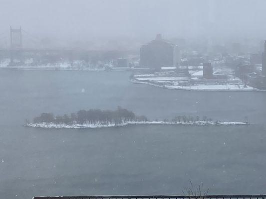 East River View 12/17/2020