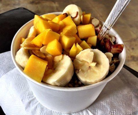 Large Berry Blast Signature Bowl w/ granola almond & mango