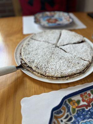 Nutella dessert pizza