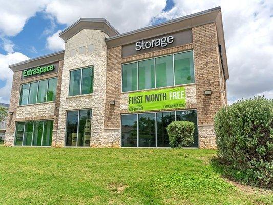 Alternate Beauty Image - Extra Space Storage at 3737 Frankford Rd, Dallas, TX 75287