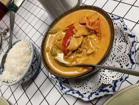 Fab pumpkin curry with chicken and side of white rice.