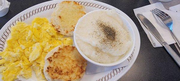 Grits eggs biscuits