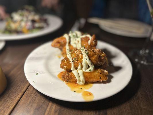 Island Style Hot Wings crispy wing & drumsticks, sambal chili glaze, garlic jalapeno aioli