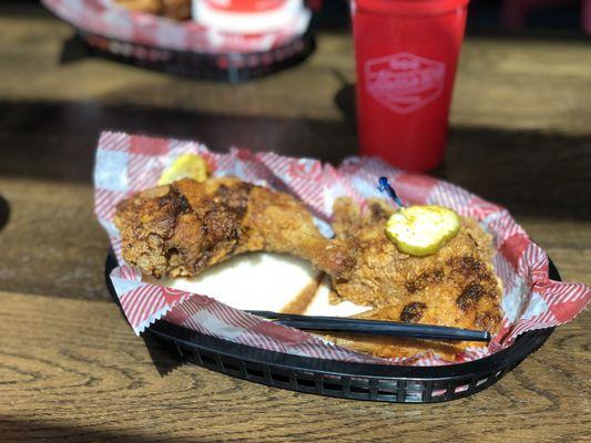 Large dark meat fried chicken (2 leg quarters).