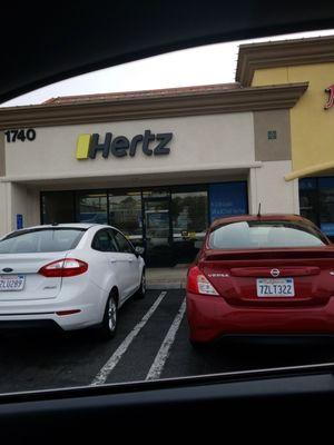 Returning a rental on a Sunday. Park the car, lock it, and drop off the key in the drop box.