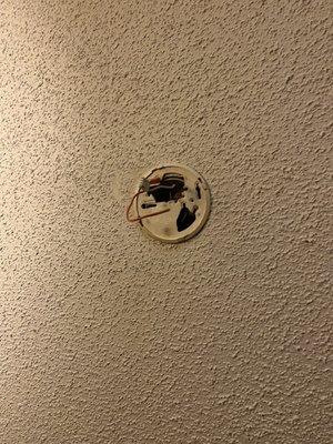 Missing smoke detector room 118