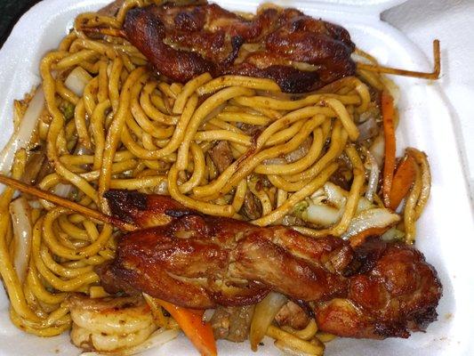 Special Lo Mein with Grilled Chicken Sticks