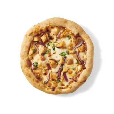 BBQ Chicken (6")
 Roasted Skinless Chicken Breast, Boar's Head Smoked Gouda, Imported Fior di Latte Mozzarella, Cilantro, Red Onion, BBQ