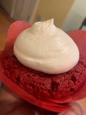 Red Velvet Cupcake With Cream Cheese Frosting