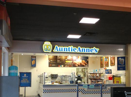 Auntie Anne's at the Outlet Shoppes of Gettysburg PA