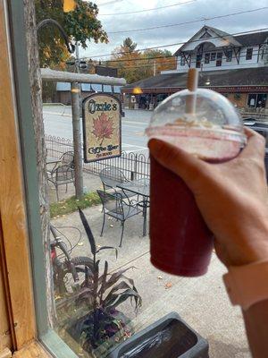 The wild berry smoothie is amazing! Have to visit this place.