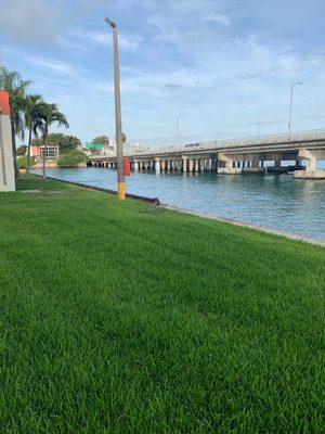 General Douglas MacArthur Causeway