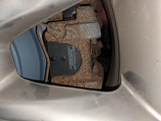 Rusty calipers on car sold by Auction Direct