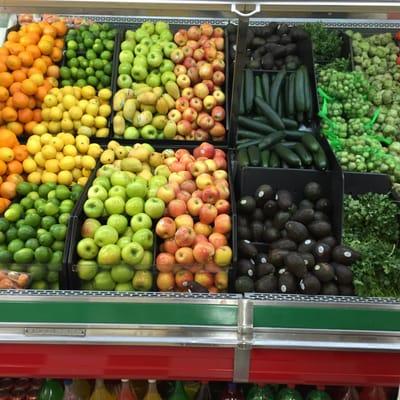 Our selection of fruits and vegetables.  Nuestra seleccion de frutas y verduras.