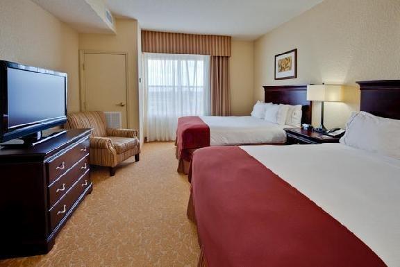 Holiday Inn Express & Suites Lakeland South, an IHG Hotel