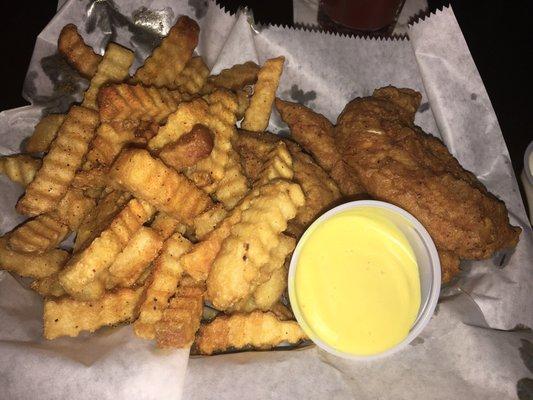 Freshly prepared natural chicken tenders & crips hot fries