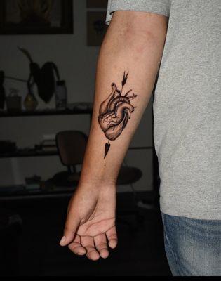 heart & arrow - by natalie