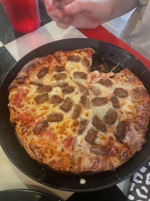 Sausage pizza