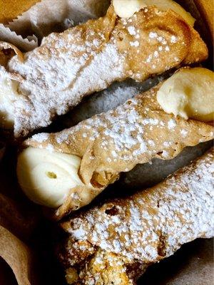 Chocolate chip ricotta & banana cream cannolis