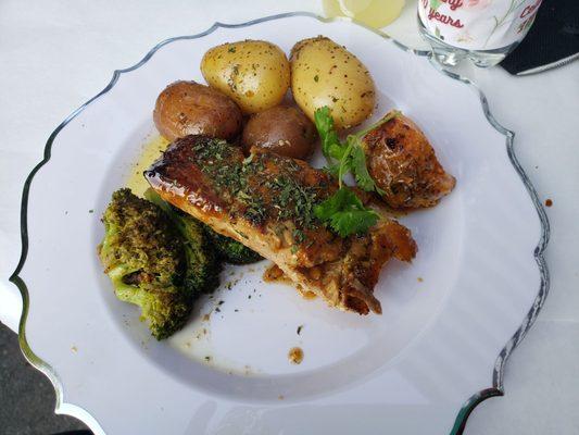 Honey Garlic Salmon with broccoli and roasted potatoes