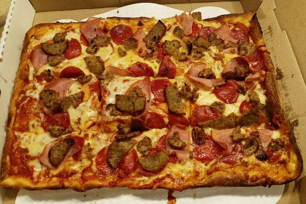 The XL Sicilian Meat Combo is really delicious!