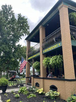 Beautiful historic building and great service