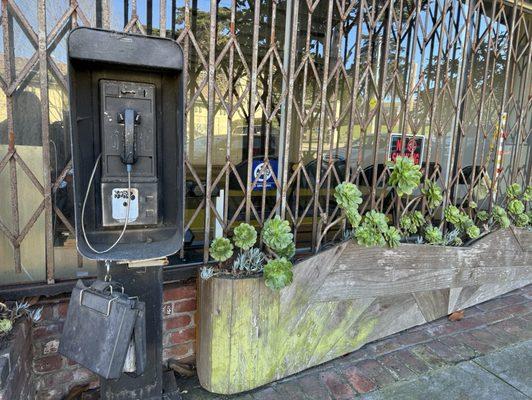 Pay phone of yore