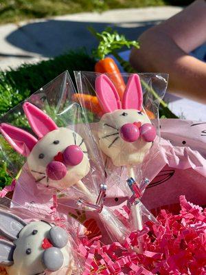 Bunny cake pops