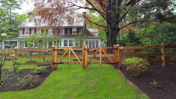 3 Rail Estate Style Double Gates - Western Red Cedar