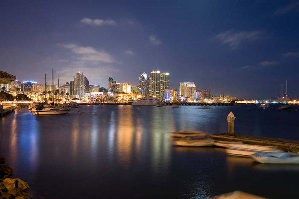 San Diego Boat Tours host evening charters and all the amenities come standard!