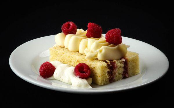 Delicious Lemon Cake