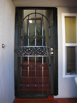 English Ivy Security Screen Door