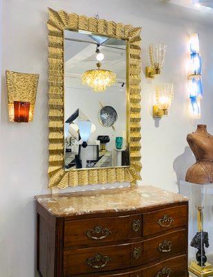 Gold Ruffled Mirror