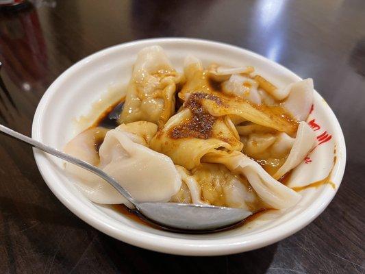 Spicy Wonton in Red Chili Oil