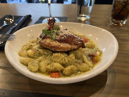 Gluten free pesto gnocchi with airline chicken. Fantastic!