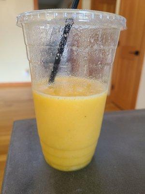 Mango smoothie